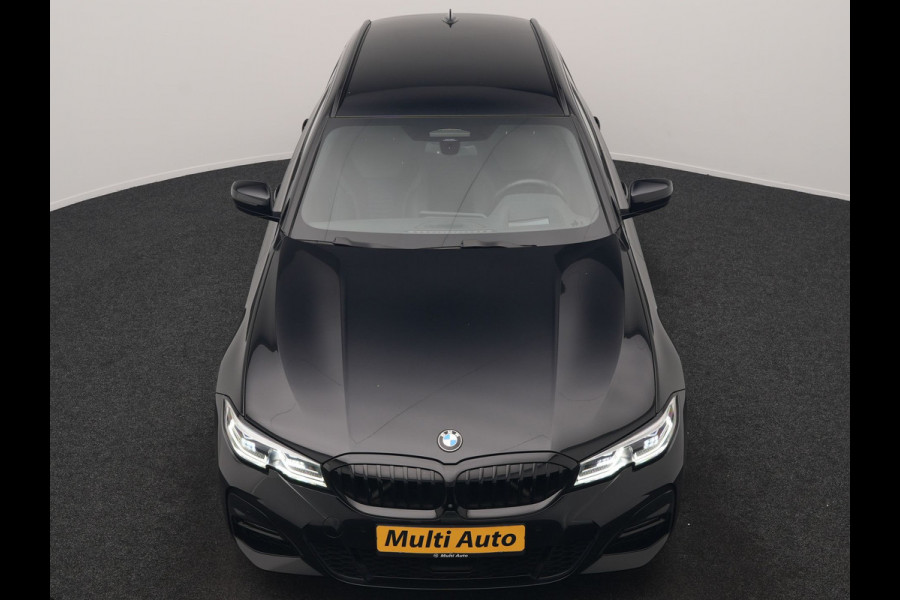 BMW 3 Serie Touring 330e M Sport PHEV 293pk Dealer O.H. | Trekhaak Af Fabriek | Adaptive Cruise | Head Up | 360 Camera | Adaptief Onderstel | Alcantara Sportstoelen & Stuur Verwarmd | Laser LED | Sfeerverlichting | Keyless | Blis | Apple Carplay | Plug In Hybrid |