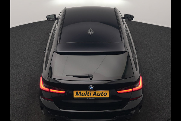 BMW 3 Serie Touring 330e M Sport PHEV 293pk Dealer O.H. | Trekhaak Af Fabriek | Adaptive Cruise | Head Up | 360 Camera | Adaptief Onderstel | Alcantara Sportstoelen & Stuur Verwarmd | Laser LED | Sfeerverlichting | Keyless | Blis | Apple Carplay | Plug In Hybrid |
