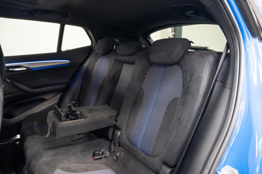 BMW X2 M35i High Executive*KUIPSTOEL*PANO*MILLTEK*CAM*HK*