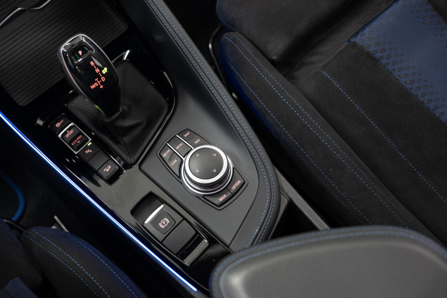 BMW X2 M35i High Executive*KUIPSTOEL*PANO*MILLTEK*CAM*HK*