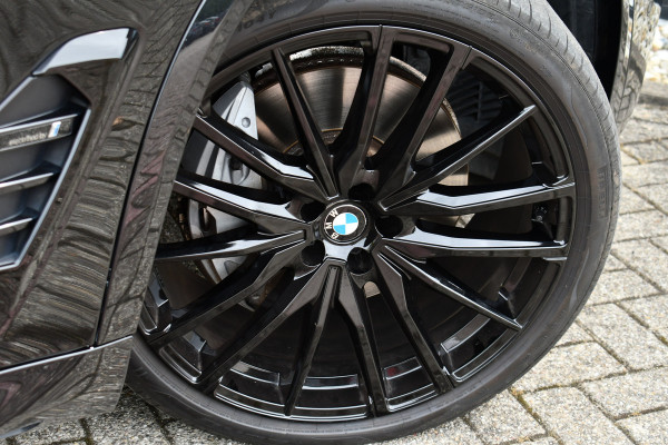 BMW X5 xDrive50e M-Sport Skylounge Comf-stoel ACC 360 HUD H/K 22inch BTW-auto
