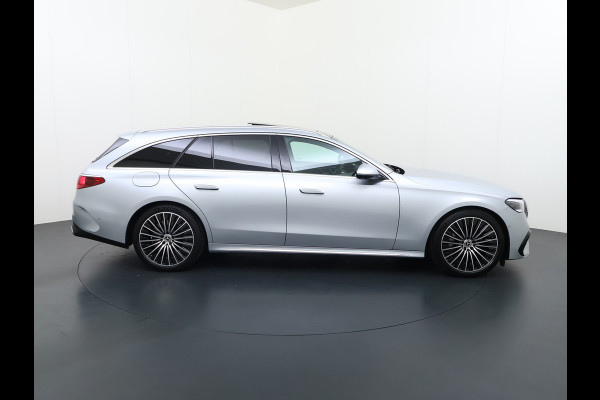 Mercedes-Benz E-Klasse Estate 300 e AMG line | Pano Ventilatie Hyperscreen Trekhaak