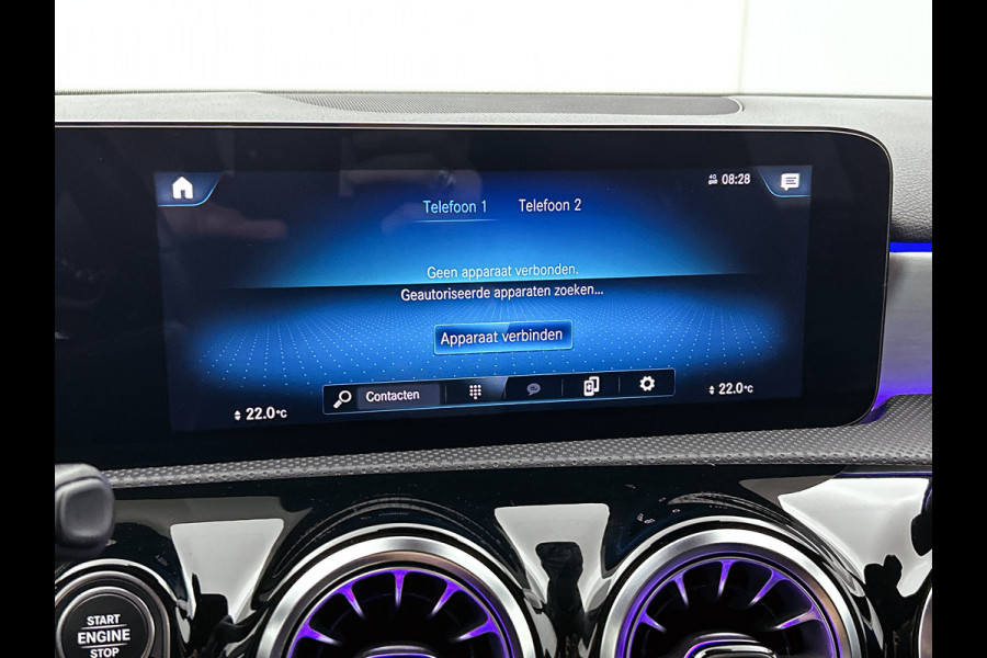 Mercedes-Benz A-Klasse 180 Business Solution AMG Lichtmetalen velgen | Navigatie | MBUX wide screen | Parking support | Inclusief 24 maanden MB Certified garantie voor Europa.