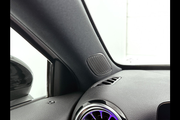 Mercedes-Benz A-Klasse 180 Business Solution AMG Lichtmetalen velgen | Navigatie | MBUX wide screen | Parking support | Inclusief 24 maanden MB Certified garantie voor Europa.