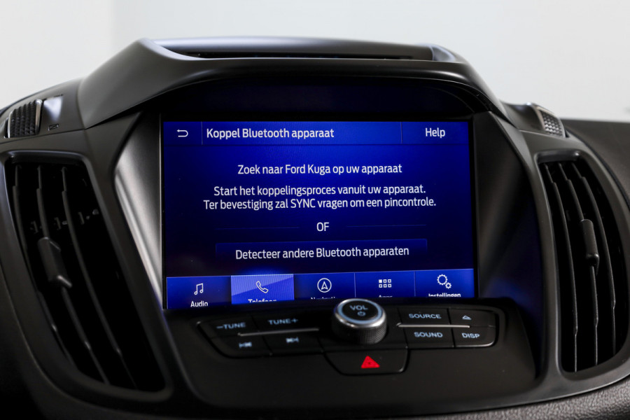 Ford Kuga 1.5 EcoBoost ST Line 150 PK | Cruise | Elek. Trekhaak | Winterpakket | PDC | Camera | NAV + App. Connect | ECC | Elek. Klep | LM 19" |