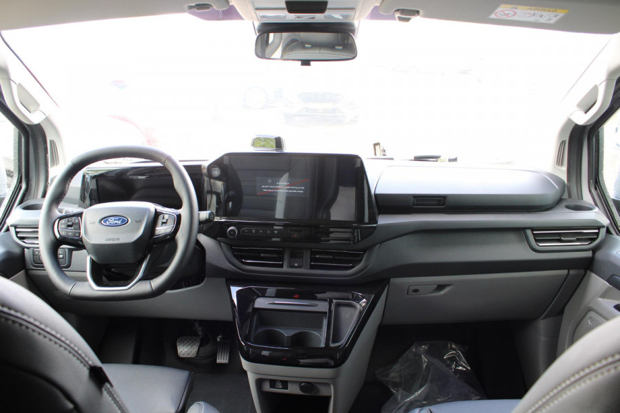 Ford Transit Custom 320 2.5 PHEV L2H1 Grey Platinum DC | Ruime Voorraad! | Dubbele Cabine Of Gesloten Bestel | Rijklaar | Ford Voorraad | Dubbele zijschuifdeur | Dual-zone automatische airconditioning | Privacy glass | Groot middenconsole | Trekhaakvoorbereiding | Centrale dubbele vergrendeling | Driver Assistent Pack Ultimate | Verwarmbaar stuurwiel | 2 AGM accus | PHEV 1-fase oplaadkabel 10m | Vehicle Integration System