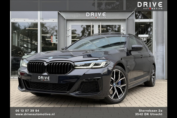 BMW 5 Serie Touring 530e xDrive High Ex. M-Sport |Pano|M-Seats|HUD|Laser|Trekhaak|19"