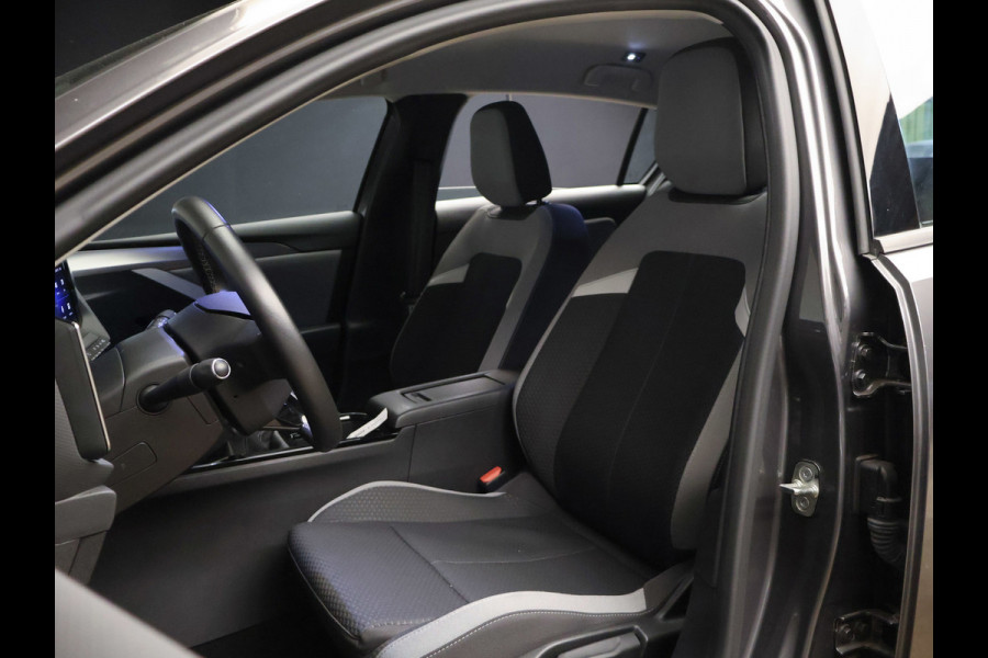Opel Astra 1.2 Edition Sport (APPLE CARPLAY,NAVI,DIGITAL COCKPIT,PDC,CLIMATE,CRUISE,LED,SPORTSTOELEN,LM VELGEN,NETTE STAAT)