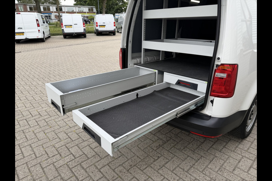 Volkswagen Caddy 2.0 TDI L2H1 BMT Maxi Comfortline / vaste prijs rijklaar € 15.950 ex btw / euro 6 / bpm vrij / ingerichte laadruimte / ex KPN / airco / cruise / pdc achter / omvormer !