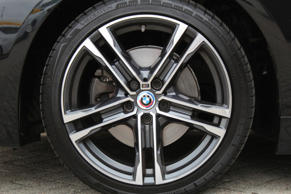 BMW 1-serie 118i Business Edition | M-Sport | Origin NL | Camera | Trekhaak | Navigatie