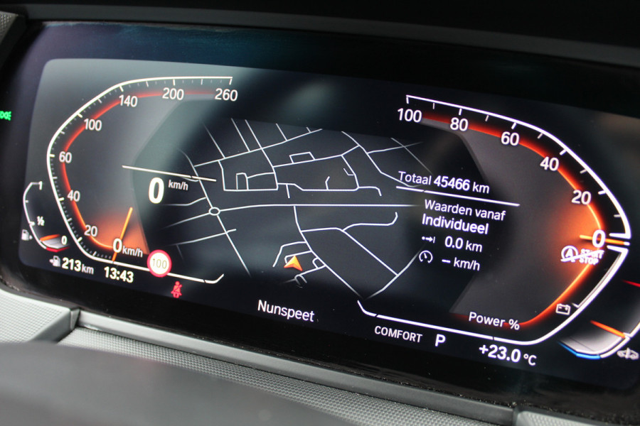 BMW 1-serie 118i Business Edition | M-Sport | Origin NL | Camera | Trekhaak | Navigatie