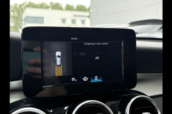 Mercedes-Benz GLC 300e 4MATIC 320pk | Plug-in Hybride | PHEV | Panoramadak | Achteruitrijcamera | Adaptive cruise control