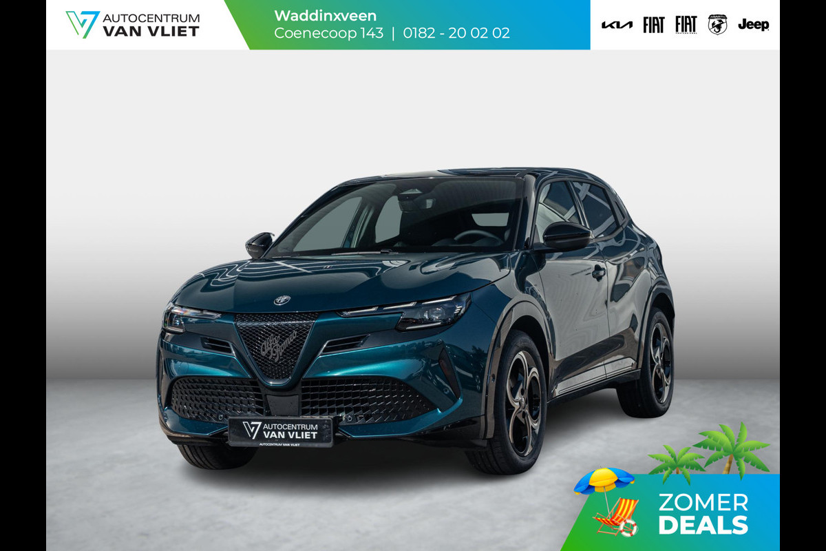 Alfa Romeo junior Elettrica Ti 54 kWh | Clima | Adapt. Cruise | Keyless | Handsfree A-Klep | PDC rondom | Pack Techno | Warmtepomp | Bicolore