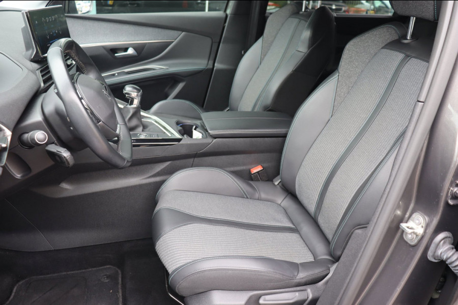 Peugeot 5008 1.2 PureTech Blue Lease Allure org.NL trekhaak camera's el.klep stoel.verw Carplay LED