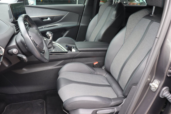 Peugeot 5008 1.2 PureTech Blue Lease Allure org.NL trekhaak camera's el.klep stoel.verw Carplay LED