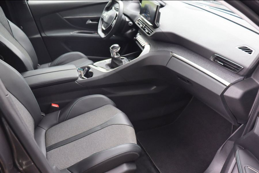 Peugeot 5008 1.2 PureTech Blue Lease Allure org.NL trekhaak camera's el.klep stoel.verw Carplay LED