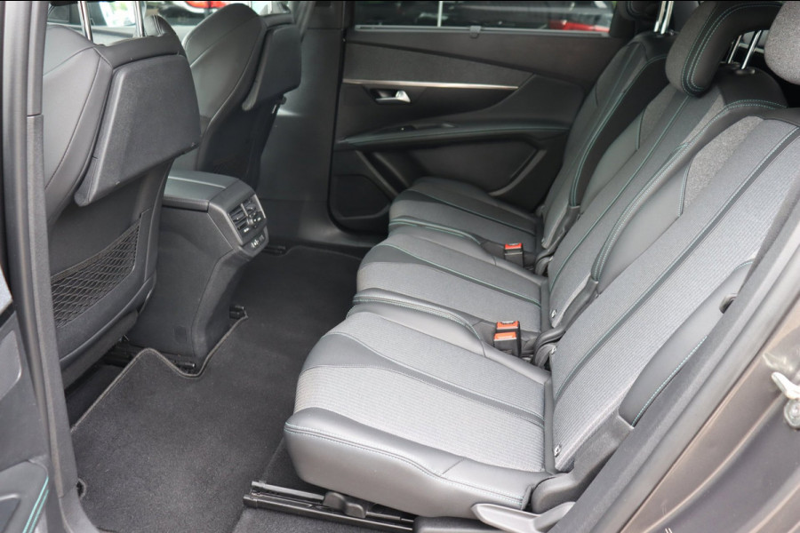 Peugeot 5008 1.2 PureTech Blue Lease Allure org.NL trekhaak camera's el.klep stoel.verw Carplay LED