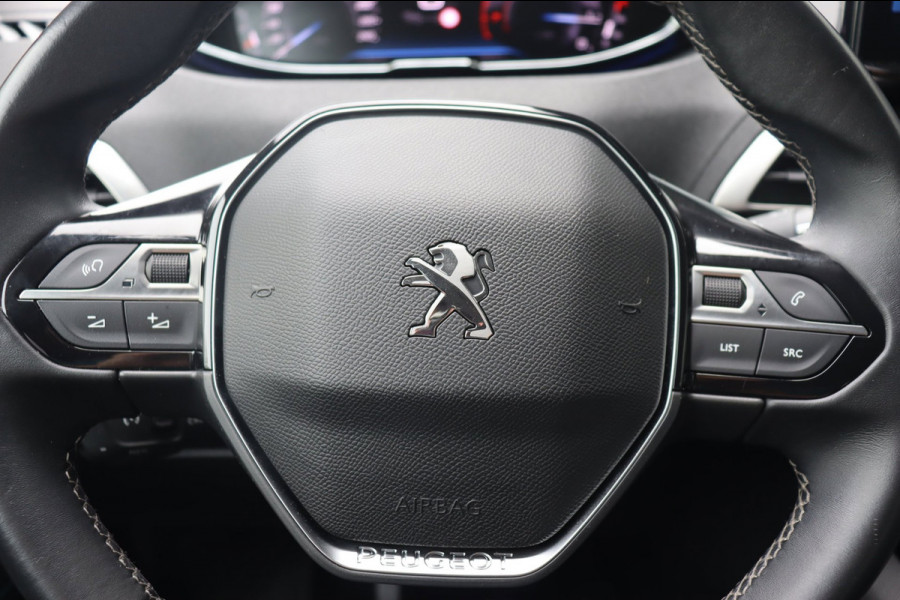 Peugeot 5008 1.2 PureTech Blue Lease Allure org.NL trekhaak camera's el.klep stoel.verw Carplay LED