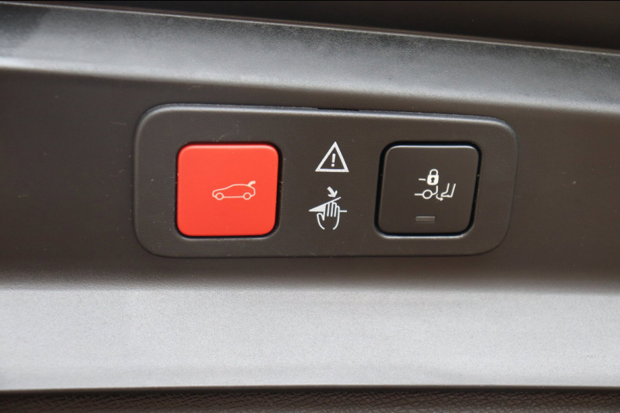Peugeot 5008 1.2 PureTech Blue Lease Allure org.NL trekhaak camera's el.klep stoel.verw Carplay LED