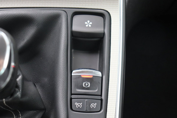 Renault Grand Scénic 1.3 TCe Intens 7p. Black Edtion trekhaak Bose stoel.verw Camera