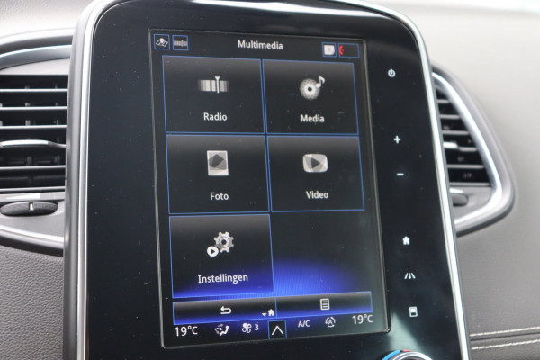 Renault Grand Scénic 1.3 TCe Intens 7p. Black Edtion trekhaak Bose stoel.verw Camera