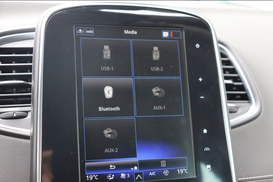 Renault Grand Scénic 1.3 TCe Intens 7p. Black Edtion trekhaak Bose stoel.verw Camera