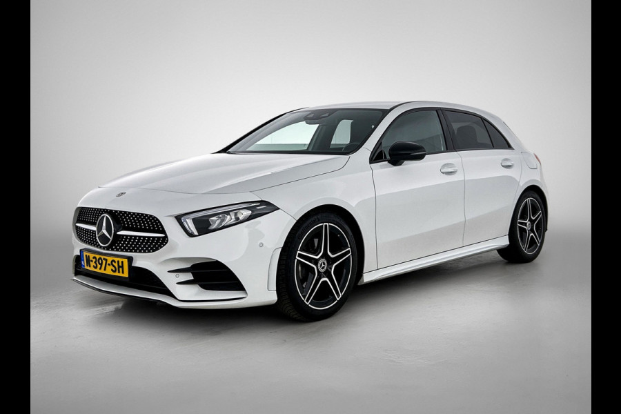 Mercedes-Benz A-Klasse 180 Business Solution AMG Lichtmetalen velgen | Navigatie | MBUX wide screen | Parking support | Inclusief 24 maanden MB Certified garantie voor Europa.
