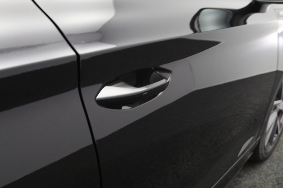 Škoda ENYAQ iV 60 KWH 180 PK Sportline, SOH 92 %, Panoramadak, Trekhaak