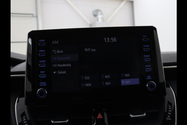 Toyota Corolla 2.0 Hybrid First Edition | Stoel & stuurverwarming | Navigatie | Carplay | Adaptive cruise | Full LED | Camera | Climate control | Bluetooth