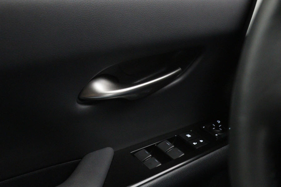 Lexus UX 250h 184 PK Comfort Line, Carplay, Adap. Cruise Control, Camera