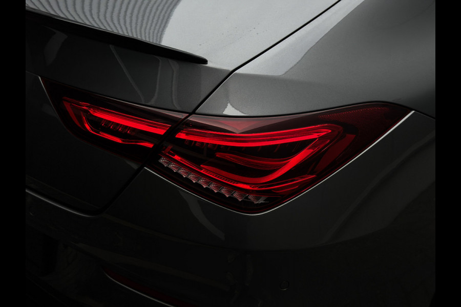 Mercedes-Benz CLA-Klasse 250 e AMG Line Burmester | Pano | Memory | Camera | 12 maanden garantie