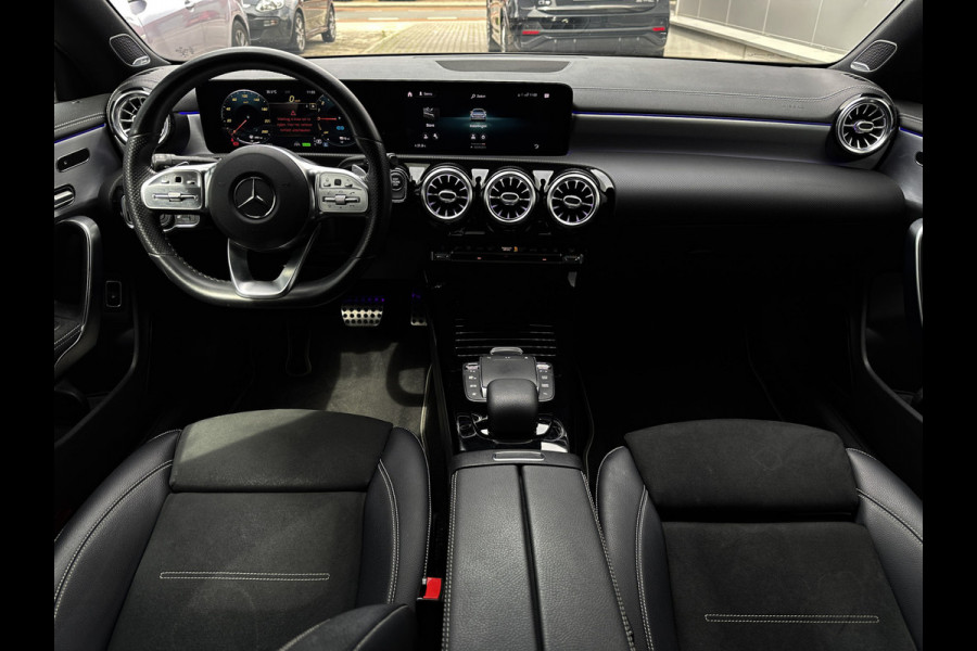 Mercedes-Benz CLA-Klasse 250 e AMG Line Burmester | Pano | Memory | Camera | 12 maanden garantie