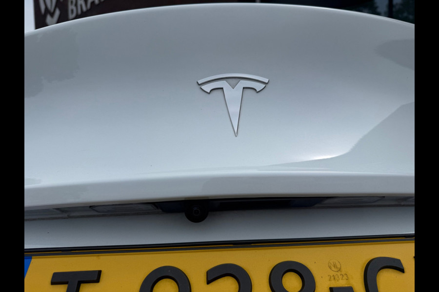 Tesla Model Y RWD 58 kWh - Navi - Leder - Panoramadak - Org.NL
