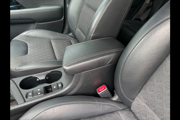 Kia Niro 1.6 GDi Hybrid DynamicPlusLine - Navi - Trekhaak - Winterpakket - Org.NL