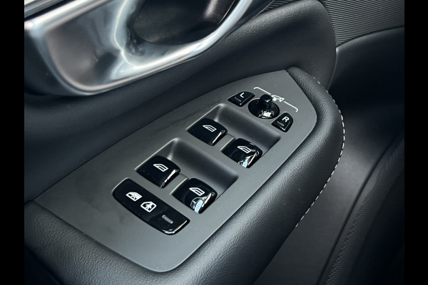 Volvo XC90 2.0 T8 Plug-in hybrid AWD Ultra Dark | Pano | Leder Pack | HUD | Trekhaak | Harman Kardon | 360 Camera