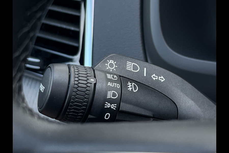 Volvo XC90 2.0 T8 Plug-in hybrid AWD Ultra Dark | Pano | Leder Pack | HUD | Trekhaak | Harman Kardon | 360 Camera