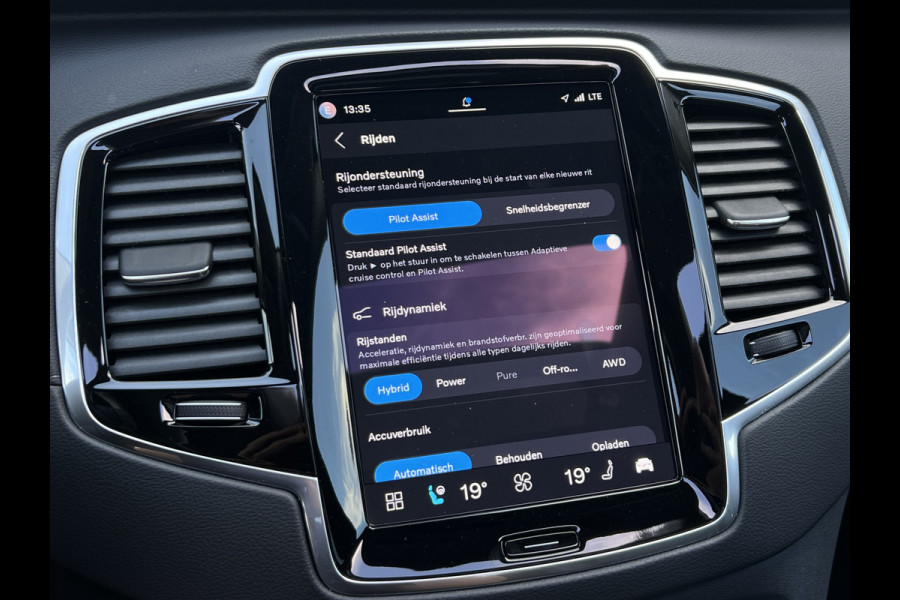 Volvo XC90 2.0 T8 Plug-in hybrid AWD Ultra Dark | Pano | Leder Pack | HUD | Trekhaak | Harman Kardon | 360 Camera
