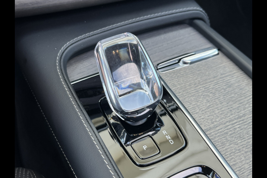 Volvo XC90 2.0 T8 Plug-in hybrid AWD Ultra Dark | Pano | Leder Pack | HUD | Trekhaak | Harman Kardon | 360 Camera