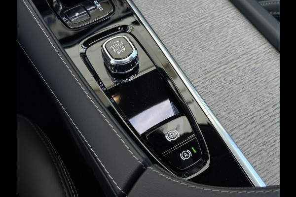 Volvo XC90 2.0 T8 Plug-in hybrid AWD Ultra Dark | Pano | Leder Pack | HUD | Trekhaak | Harman Kardon | 360 Camera