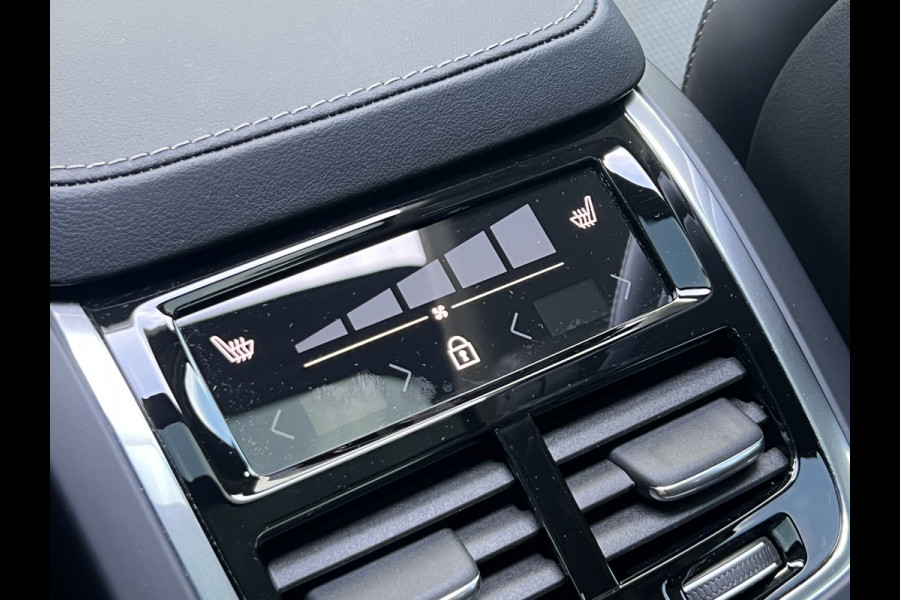 Volvo XC90 2.0 T8 Plug-in hybrid AWD Ultra Dark | Pano | Leder Pack | HUD | Trekhaak | Harman Kardon | 360 Camera