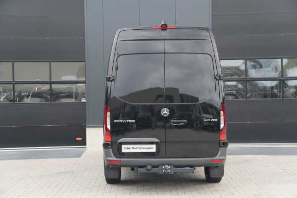 Mercedes-Benz Sprinter 317CDI L2H2 Select - LED - Mbux 10 - 3.5t Trekhaak - Geveerde Stoel - Betimmering - Camera - Carplay - Blind spot - Cruise - Rij