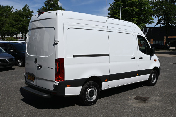 Mercedes-Benz Sprinter 317 CDI L2H2 Pro LED, Geveerde stoel, Navigatie met camera