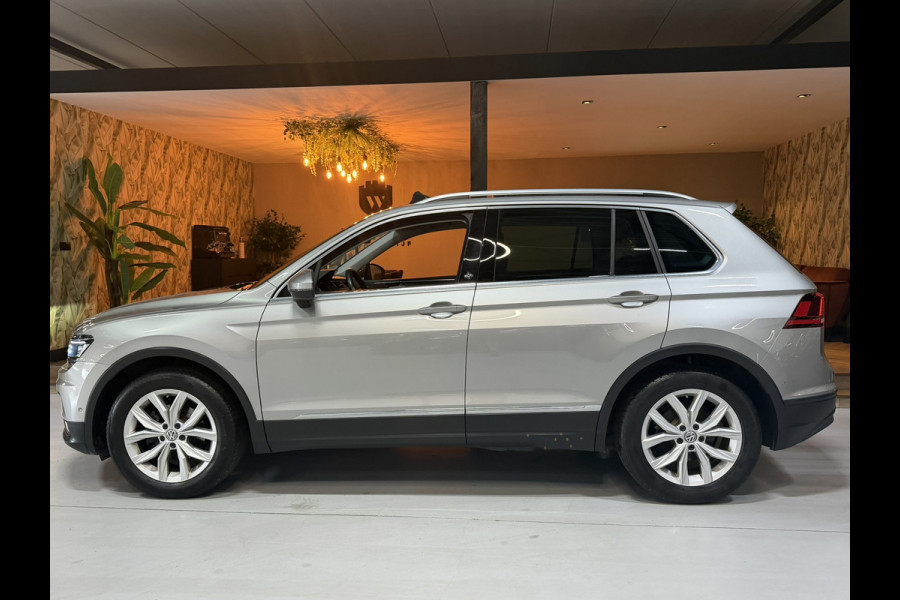 Volkswagen Tiguan 1.4 TSI ACT SOUND Comfortline Business|Pano|ACC|CarPlay|Camera|Blind Spot|Elektr. Achterklep|Rijklaar