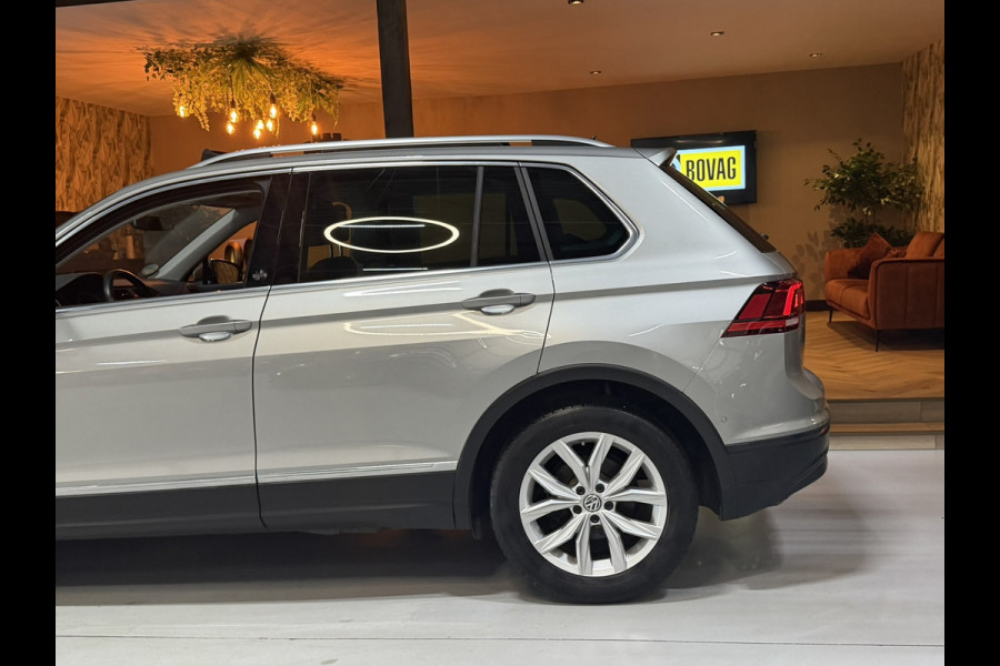 Volkswagen Tiguan 1.4 TSI ACT SOUND Comfortline Business|Pano|ACC|CarPlay|Camera|Blind Spot|Elektr. Achterklep|Rijklaar