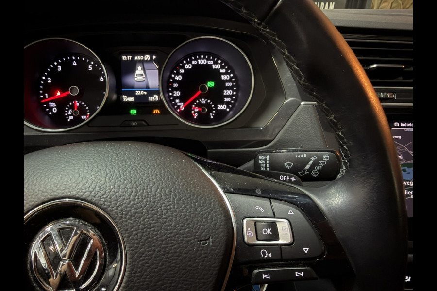 Volkswagen Tiguan 1.4 TSI ACT SOUND Comfortline Business|Pano|ACC|CarPlay|Camera|Blind Spot|Elektr. Achterklep|Rijklaar