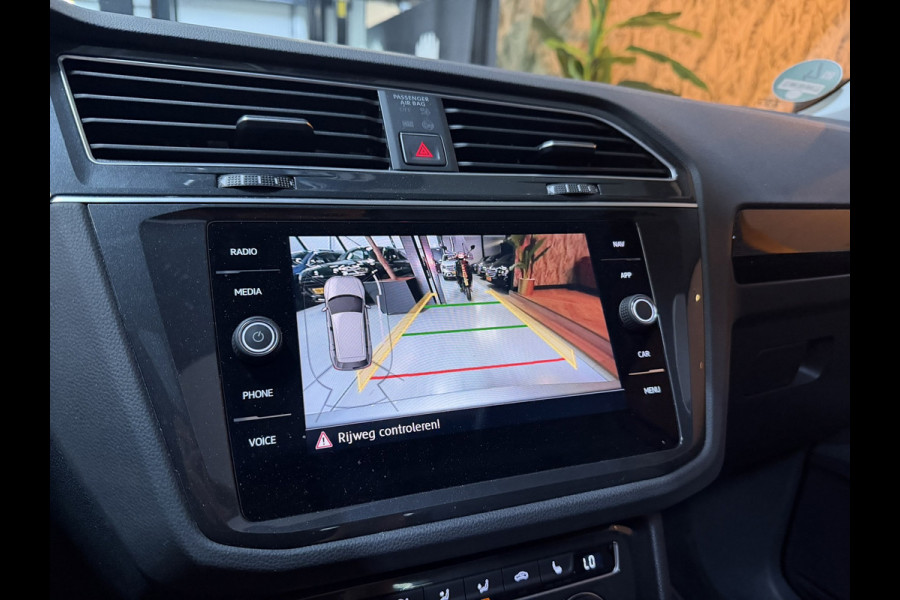 Volkswagen Tiguan 1.4 TSI ACT SOUND Comfortline Business|Pano|ACC|CarPlay|Camera|Blind Spot|Elektr. Achterklep|Rijklaar