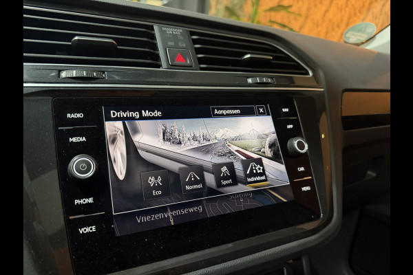 Volkswagen Tiguan 1.4 TSI ACT SOUND Comfortline Business|Pano|ACC|CarPlay|Camera|Blind Spot|Elektr. Achterklep|Rijklaar