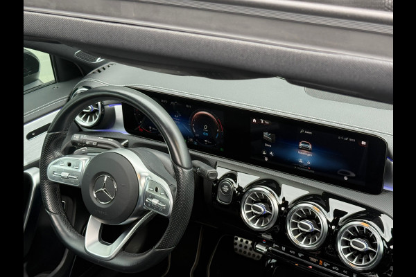 Mercedes-Benz A-Klasse 250 e AMG Line Pano|Sfeer|19Inch|Adap Cruise|Burmester