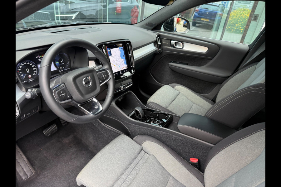 Volvo XC40 1.5 T4 Plug-in hybrid Plus Bright - Automaat - Navi - All Seasons - Climate