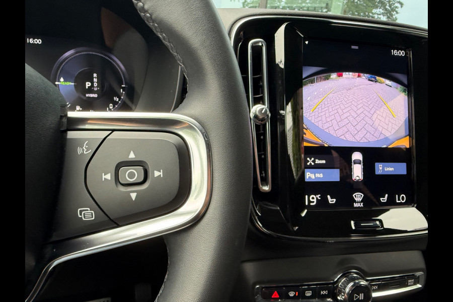 Volvo XC40 1.5 T4 Plug-in hybrid Plus Bright - Automaat - Navi - All Seasons - Climate